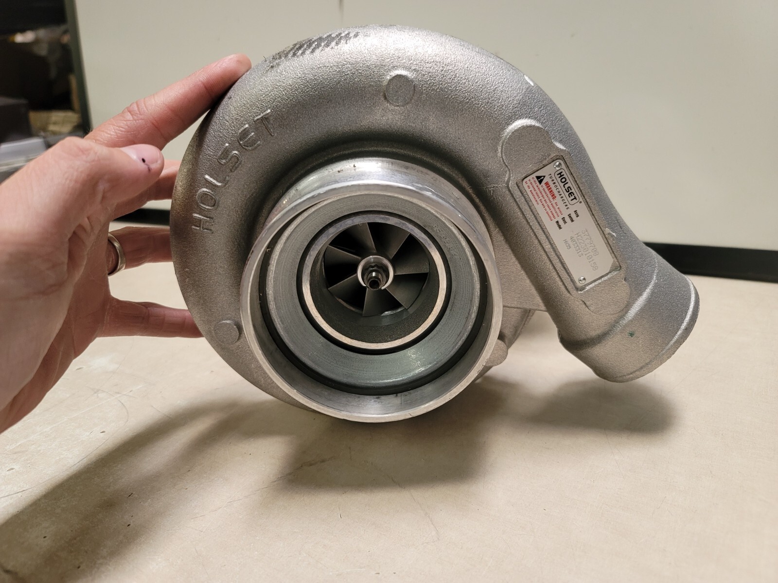 Holset TurboCharger HX35 3779708 4033313H 5452153 Has some Dings 