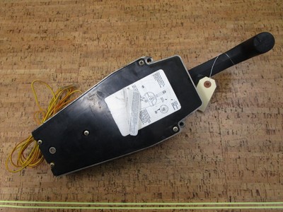 Lund 1752911 Mercury 883711A12 4500 Gen II Top Mount Single Lever  