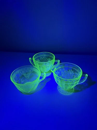 Uranium Lot Federal Georgian Lovebirds Teacup Jeanette Sunflower Creamer Sugar