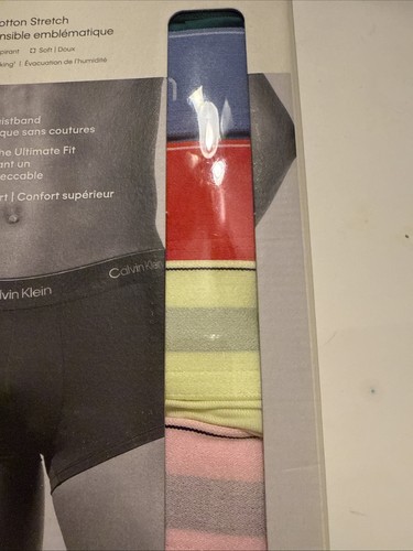 Paquete de 5 baúl de tiro bajo Pride This Is Love de Calvin Klein para hombre talla grande nuevo-MULTI - Imagen 5 de 15