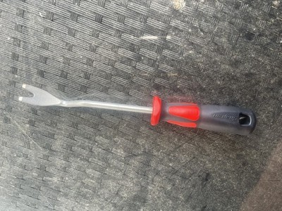 Snap-on Tools NEU ROT Soft Grip Trim Pad Removal Tool 