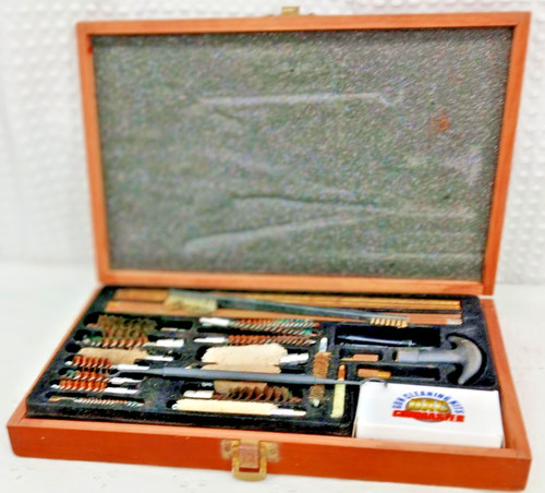 VINTAGE GUNMASTER DELUXE UNIVERSAL GUN CLEANING KIT WOODEN CASE W/ FREE SHIPPING