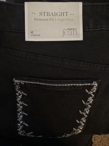 Christopher & Banks 4 NWT Black Jeans Pants Relaxed Fit High Rise Silver Emblsh - Picture 6 of 11