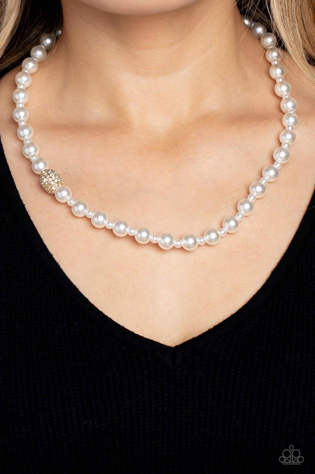 New Paparazzi Jewelry- Countess Chic Pearl Necklace -Gold