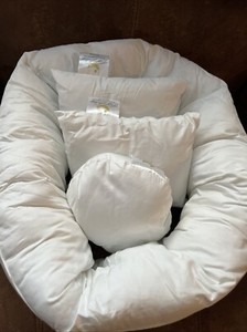 First Landings Newborn Photography Pillow Set- 4 Piece And Crochet White Blanket