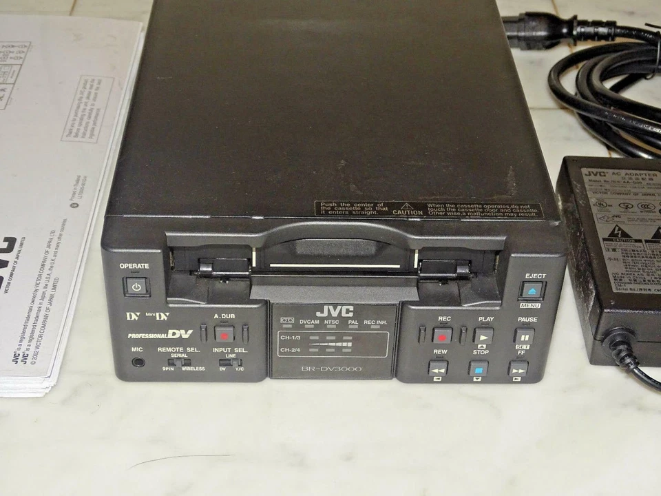 JVC Professional miniDV Recorder BR-DV3000E, inkl. FB & BDA, 2J. Garantie - Bild 4 von 4