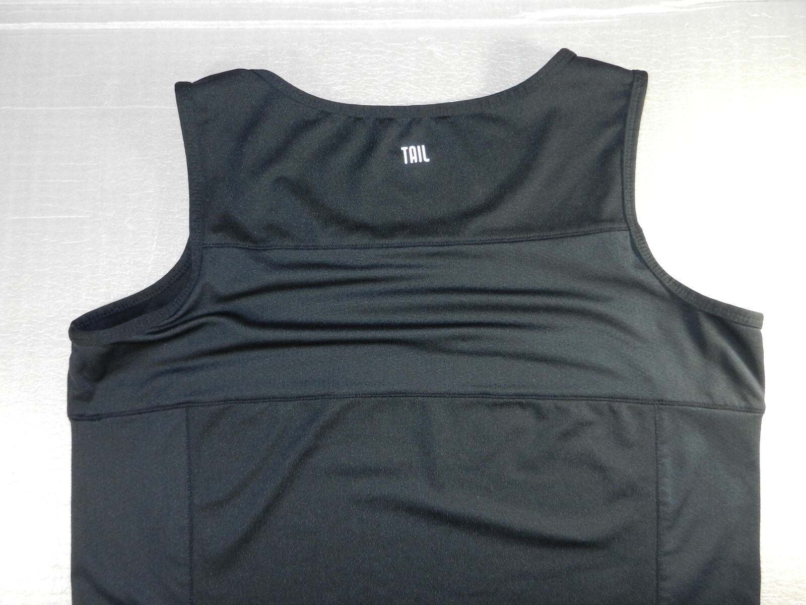 2 Lot Tail Size Medium Women's Basic Pro Tank Cla… - image 7
