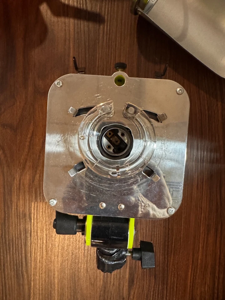 Photography light, Flash Lighting, Strobe Light, Alien Bee B800 - Image 2 of 4