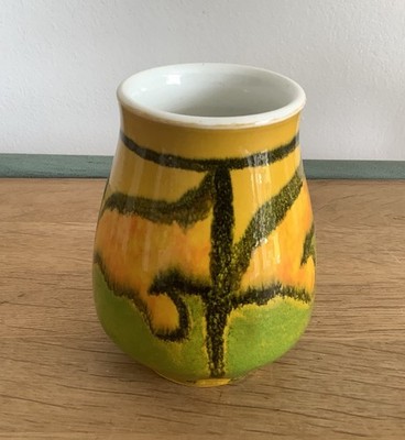 1970er Poole Pottery Delphis Range Vase mit gelber, orange & grüner Glasur