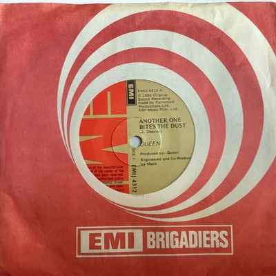 QUEEN SOUTH AFRICAN 7  SINGLE   ANOTHER ONE BITES THE DUST  (EMI)