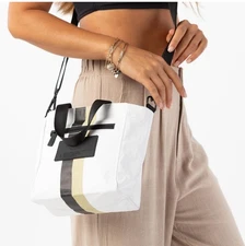 NWT! ALOHA Collection Le Voyager Crossbody Lux White