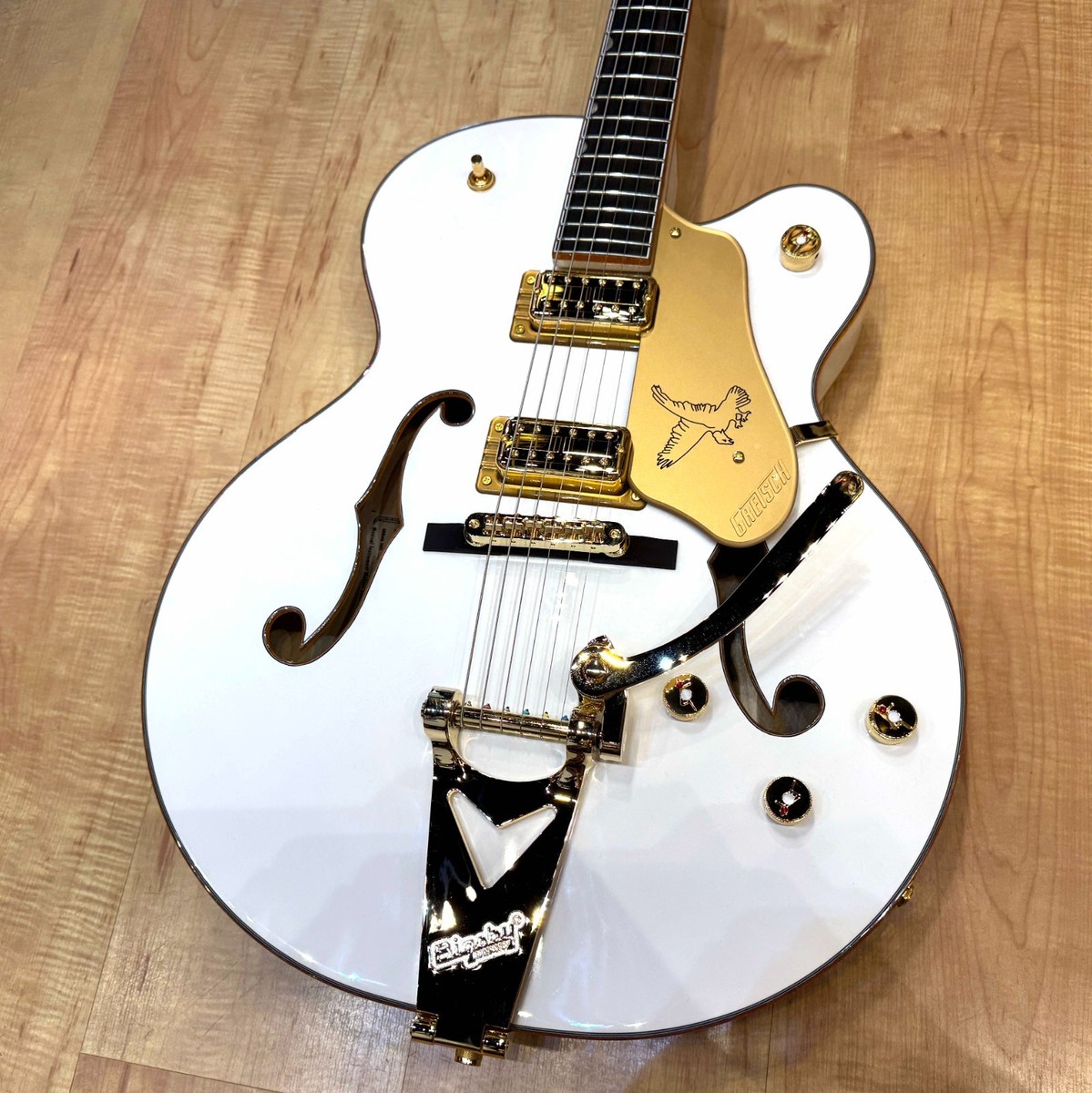 Gretsch Synchromatic Falcon Hollow Body Single-Cut Guitar with