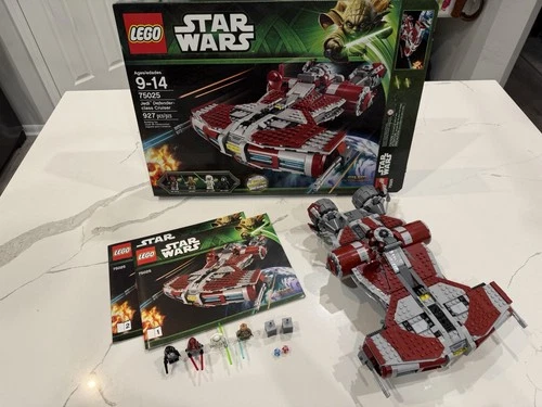 LEGO Star Wars Jedi Defender-class Cruiser 75025 Set Box 927pcs Minifigures