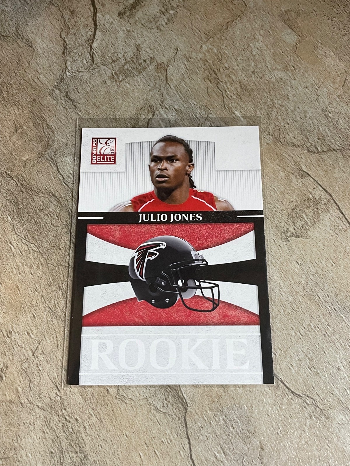 Julio Jones #157 (Football Cards 2011 Panini Donruss Elite) — is it worth grading?