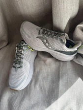 New Men’s Saucony Running Shoe Guide 17  US 14 $140