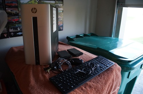 HP Pavillion Desktop 550-a14 - Picture 15 of 23