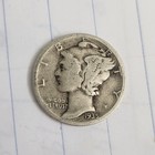 1935 P Mercury Dime.  Better Grade, 90% Silver Nice Coin — photo 1
