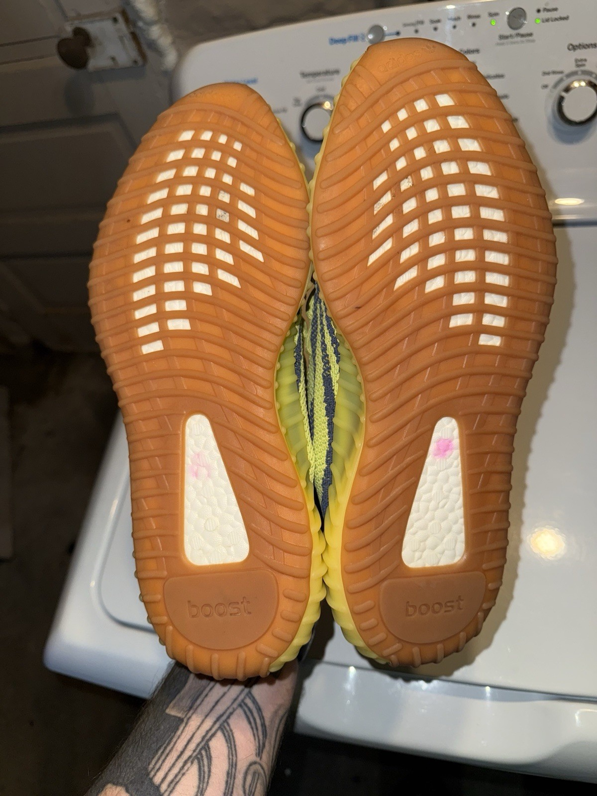 adidas Yeezy Boost 350 V2 Semi-Frozen Yellow thumbnail 5