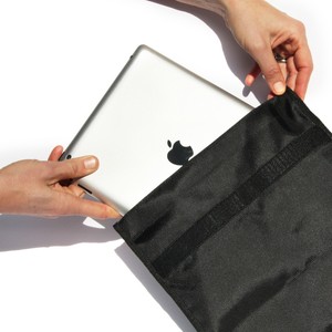 Faraday Bag,Flying the South China Sea: Snooping and cinnamon buns<br />												<br />													<br />													<br />												<br />											