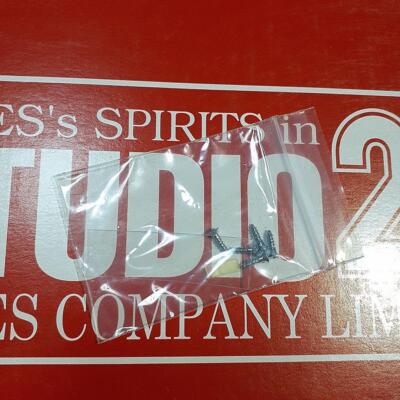 Studio 27 TOYOTA TF102 '02 Toy Car 1/20 Garage Kit W/BOX F/S FEDEX