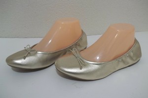 girls gold ballet slippers