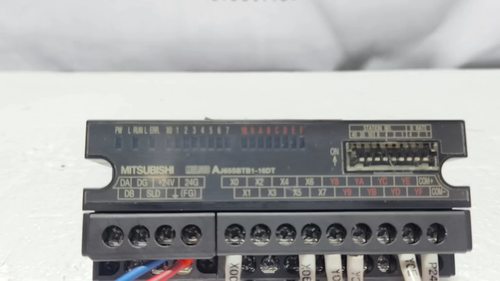 MODULO TERMINALE UNITÀ I/O MITUSBISSHI AJ65SBTB1-16DT 24VDC 7mA AJ65SBTB116DT - Video 1 di 1