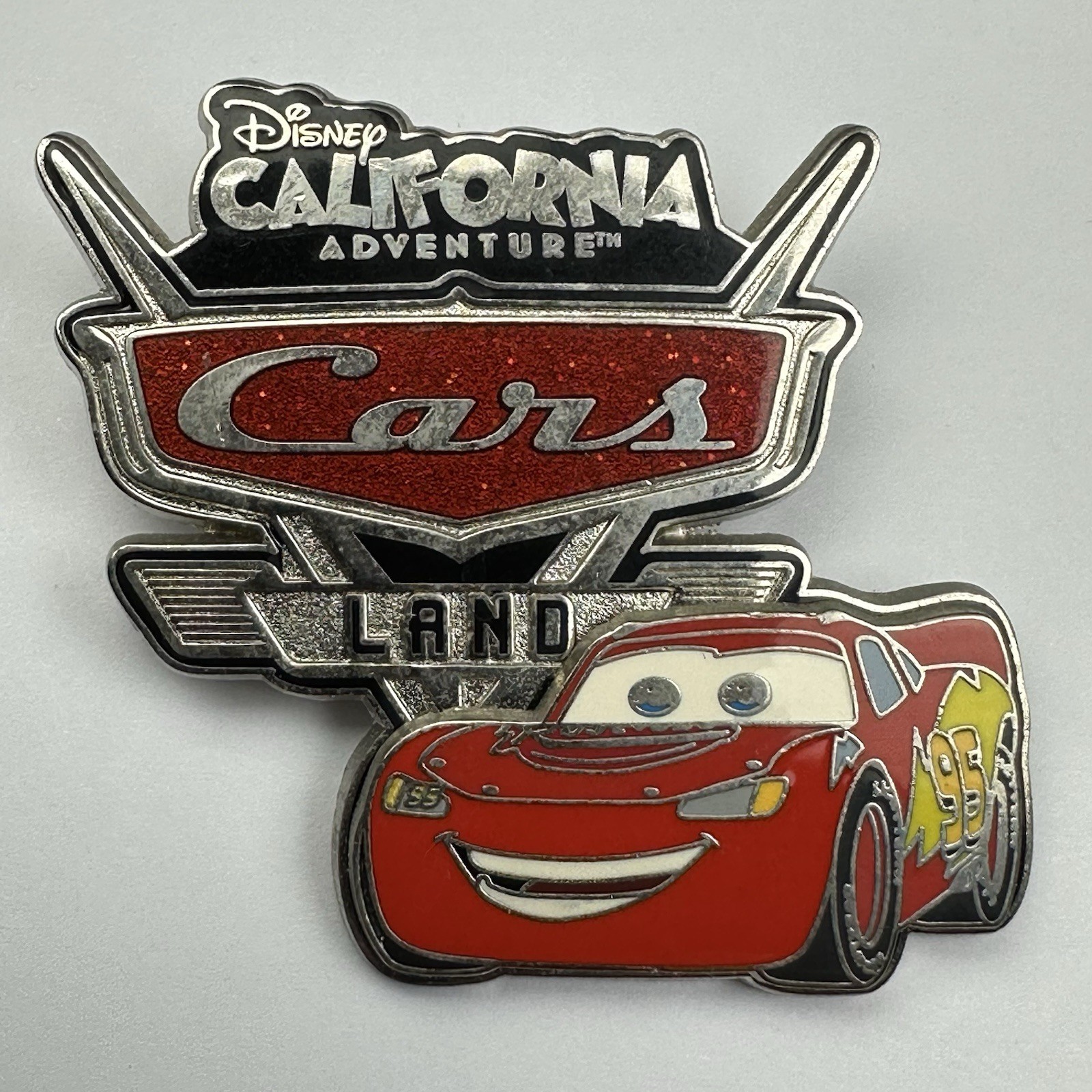 Disney Pixar Cars Lightning McQueen Disneyland California Adventure 2012 Pin