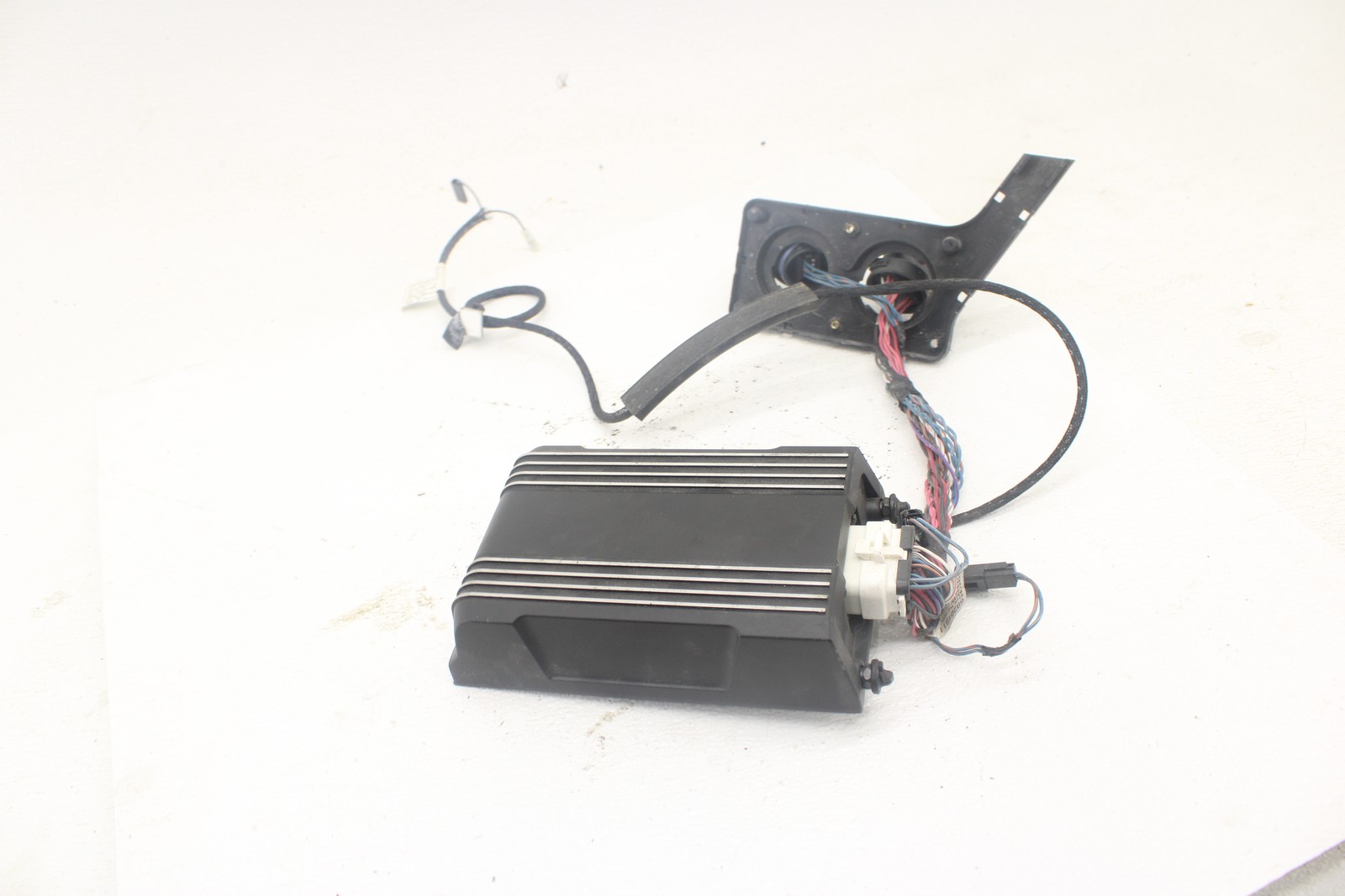 17-23 Harley Davidson Street Glide Radio Amp Amplifier