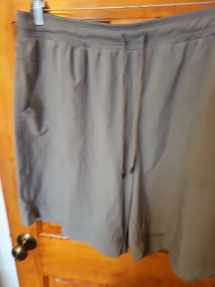 Bermudas cortas de tiro medio St. John's Bay para mujer talla 2X gris peltre colonial nuevas con etiquetas Foto 4 de 4
