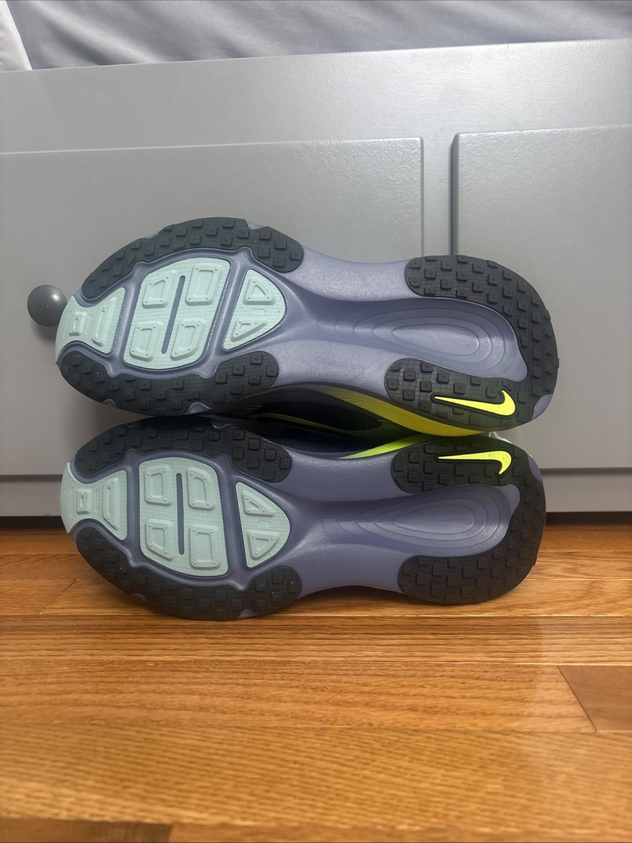 Nike Zoom Vomero 18 Wide Mens Running Shoes Size 12 Green  display picture 1