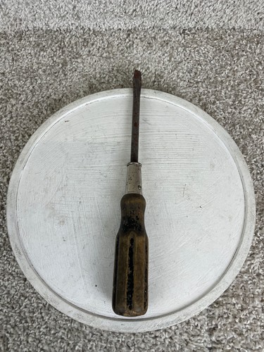 Bridgeport Cacciavite con manico in legno testa piatta Made USA - Foto 1 di 10