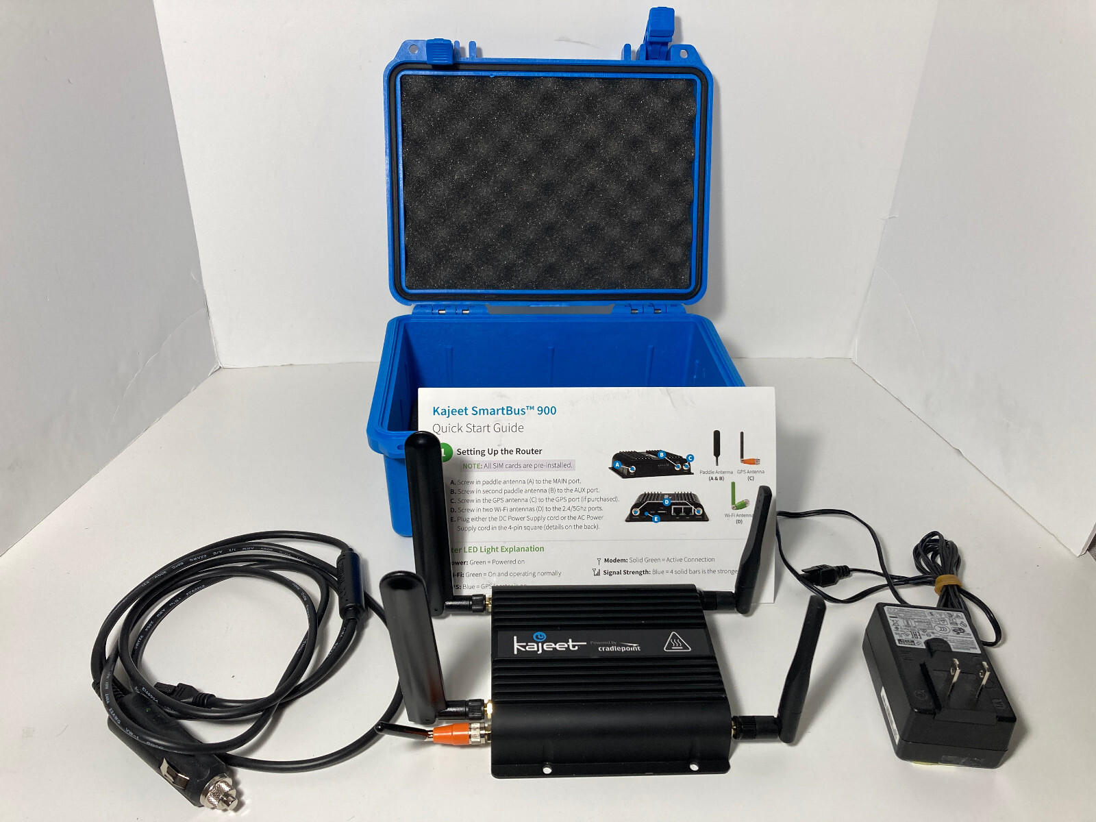 Cradlepoint IBR900600M Router Verizon ATT with Bundle AC Car Power