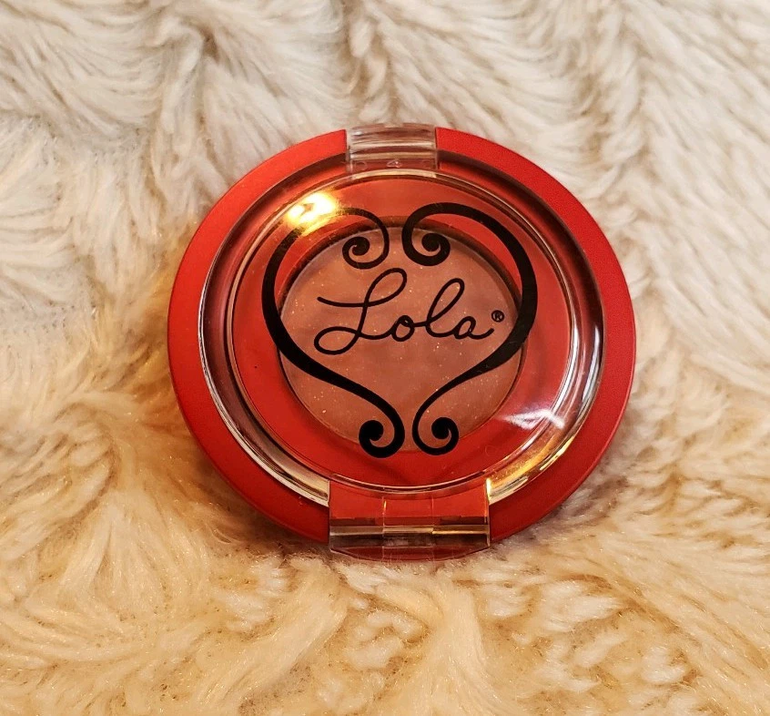 LOLA Eye Shadow Compact IMPULSIVE .052 oz Shimmering Nude Mauve Brown Pink Dark - Image 2 of 4