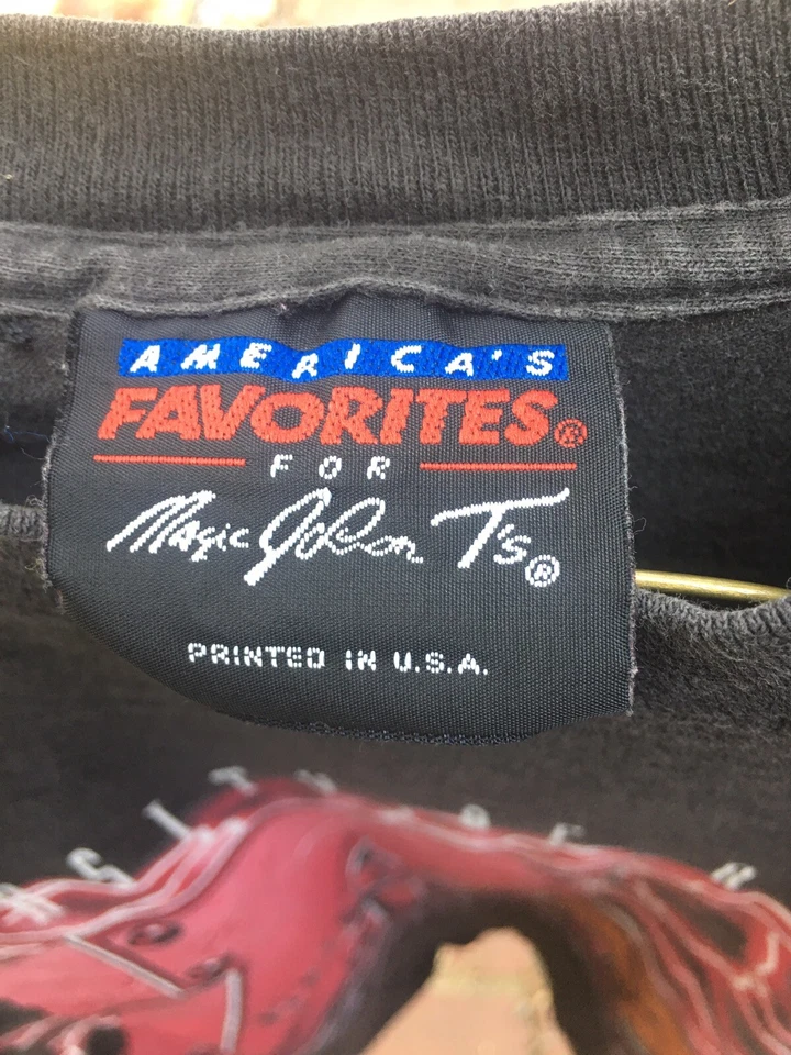 Vintage University Of Arkansas Razorbacks T Shirt Big Graphic Magic Johnson Tag - Image 3 of 3