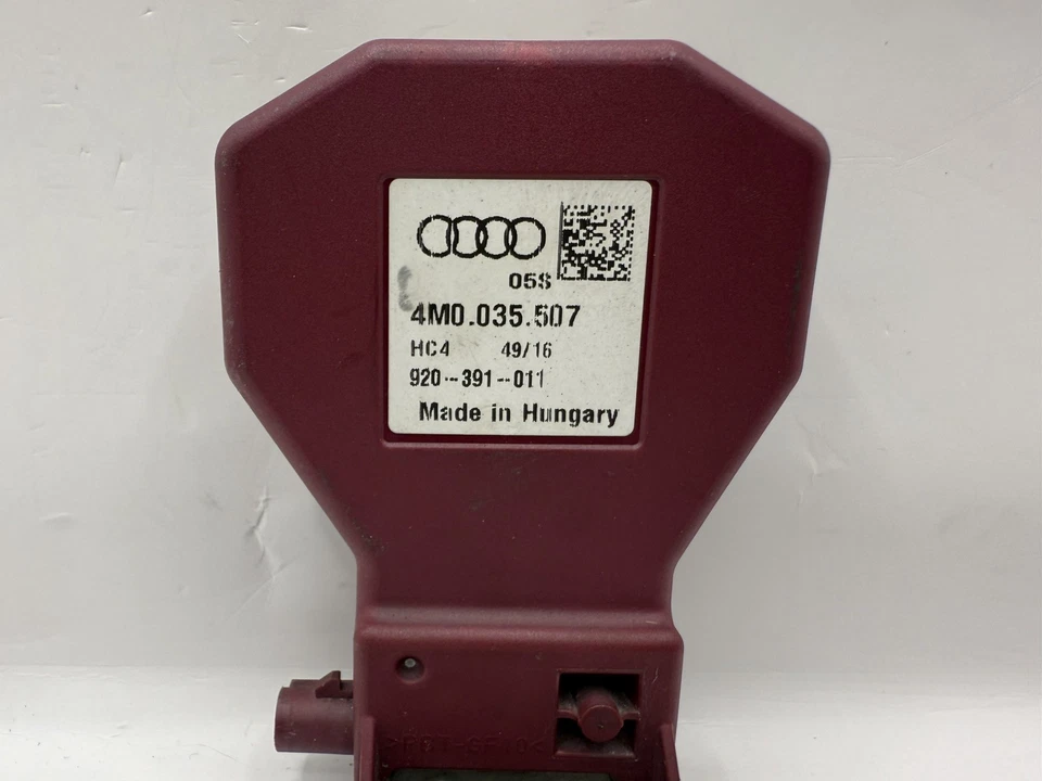 Módulo receptor antena teléfono Bentley Bentayga 2018 4M0035507 Foto 2 de 4