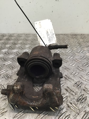 Bremssattel vorne rechtsVW Polo IV Stufenheck (9N) 1.4 TDI 55kW 75PS  BAY