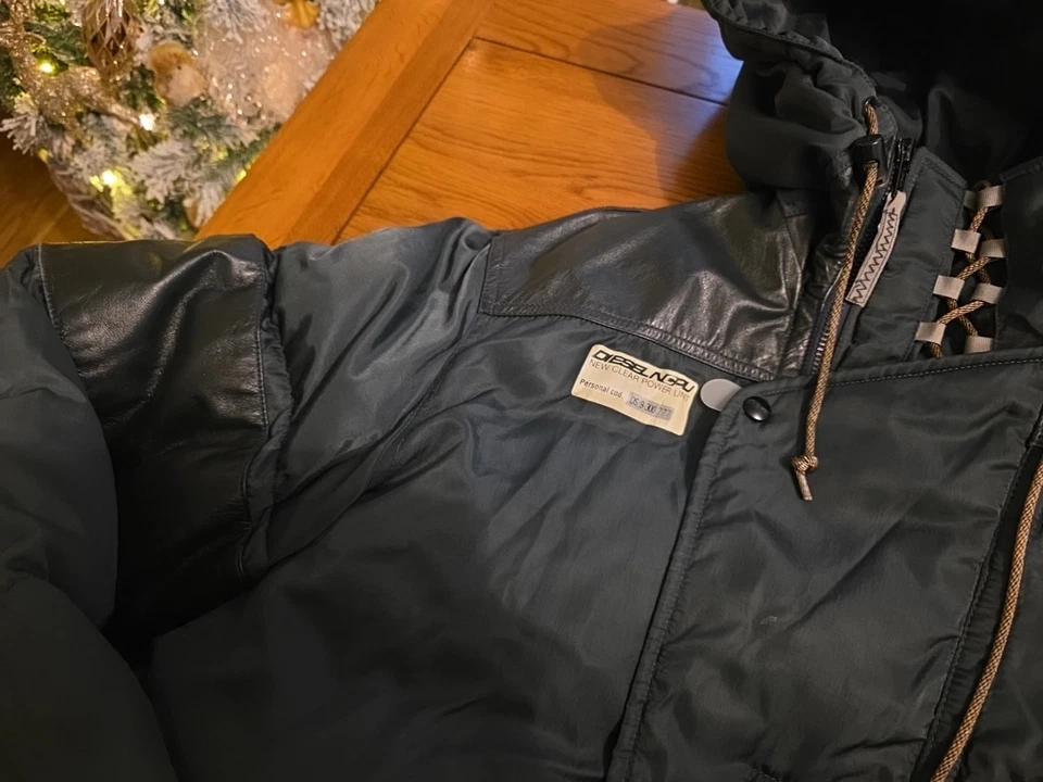 Diesel Duck Down Puffer Jacket Mens Size L Leather Trim Green Coat Warm Winter - Image 2 of 4