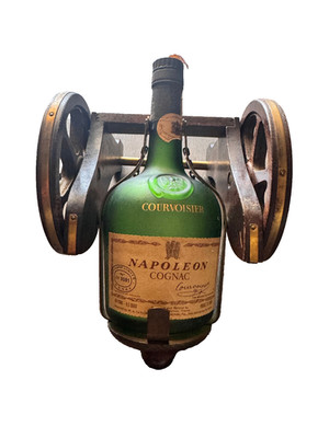 Courvoisier Cannon Cognac Fine Champagne Brandy Napolean Decanter