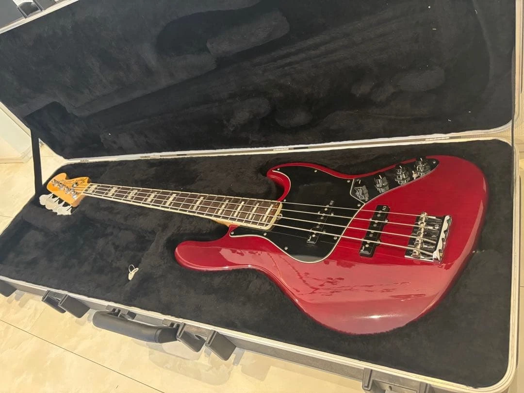 Preços baixos em Fender American Deluxe Jazz Bass | eBay
