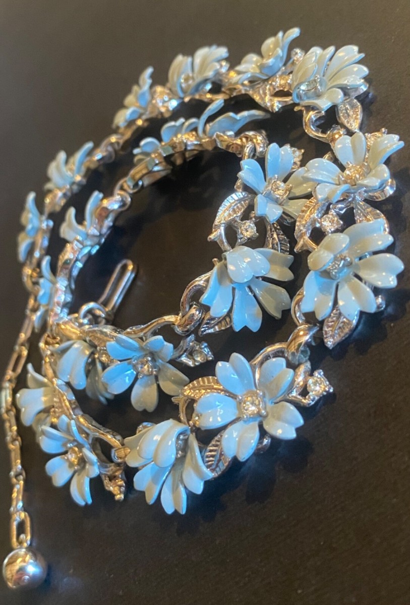 VTG 1950s Crown Trifari Blue Enamel Daisy Flower Rhinestone Silver