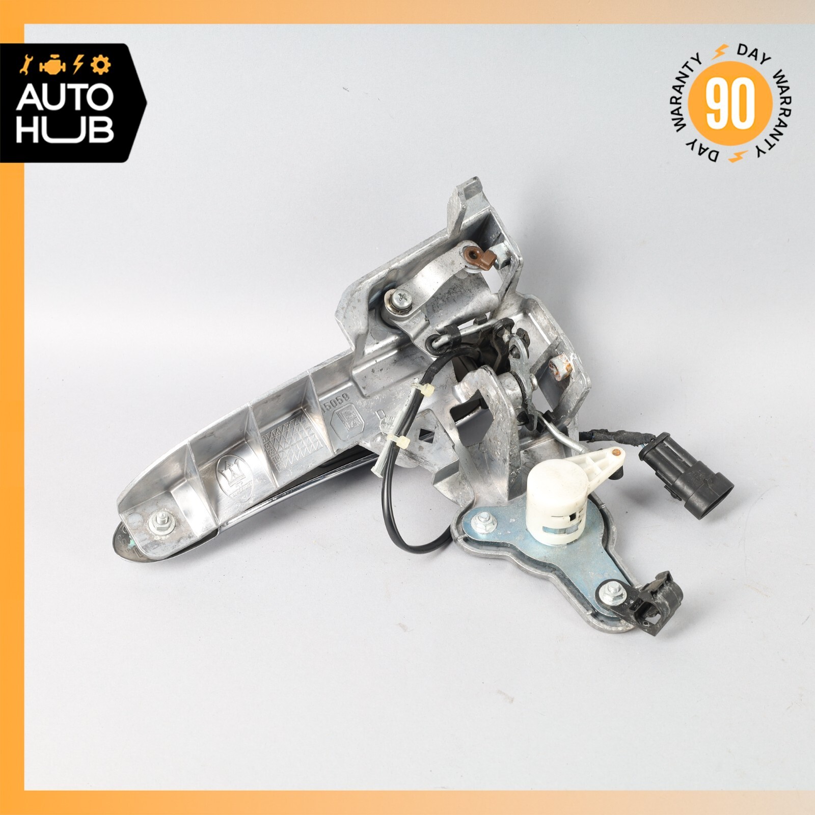 08-19 Maserati GranTurismo M145 Front Right Side Exterior Door Handle OEM 76k