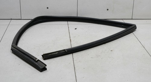 VW Bora Variant 1J Bj 2000 Dichtung Scheiben Gummi Tür vorne LINKS #74710-E152