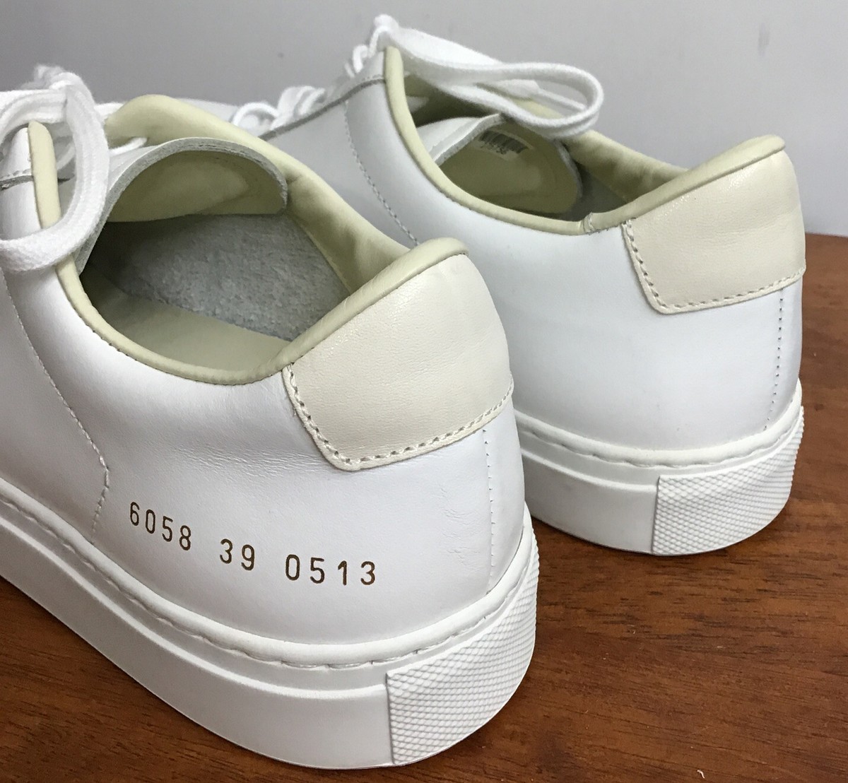 【中古美品】COMMON PROJECT レザースニーカー 白 40サイズ womens common projects White Leather Sneaker Ivory Trim Low Top