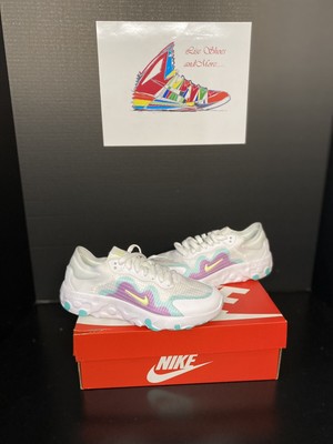 nike wmns renew lucent