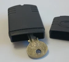 Vintage Magnetic Key Safe Custom Accessories 1999 Hide Money + handsome key