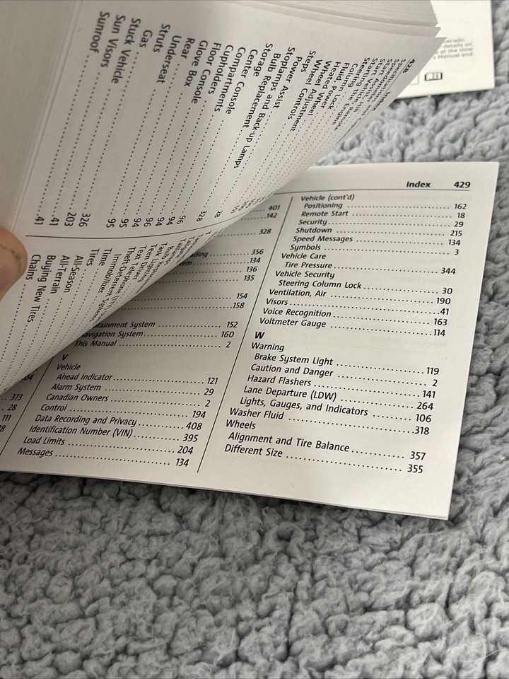 2024 GMC Sierra / Denali Owners Manual 2500 3500 HD Duramax Diesel 6.6L