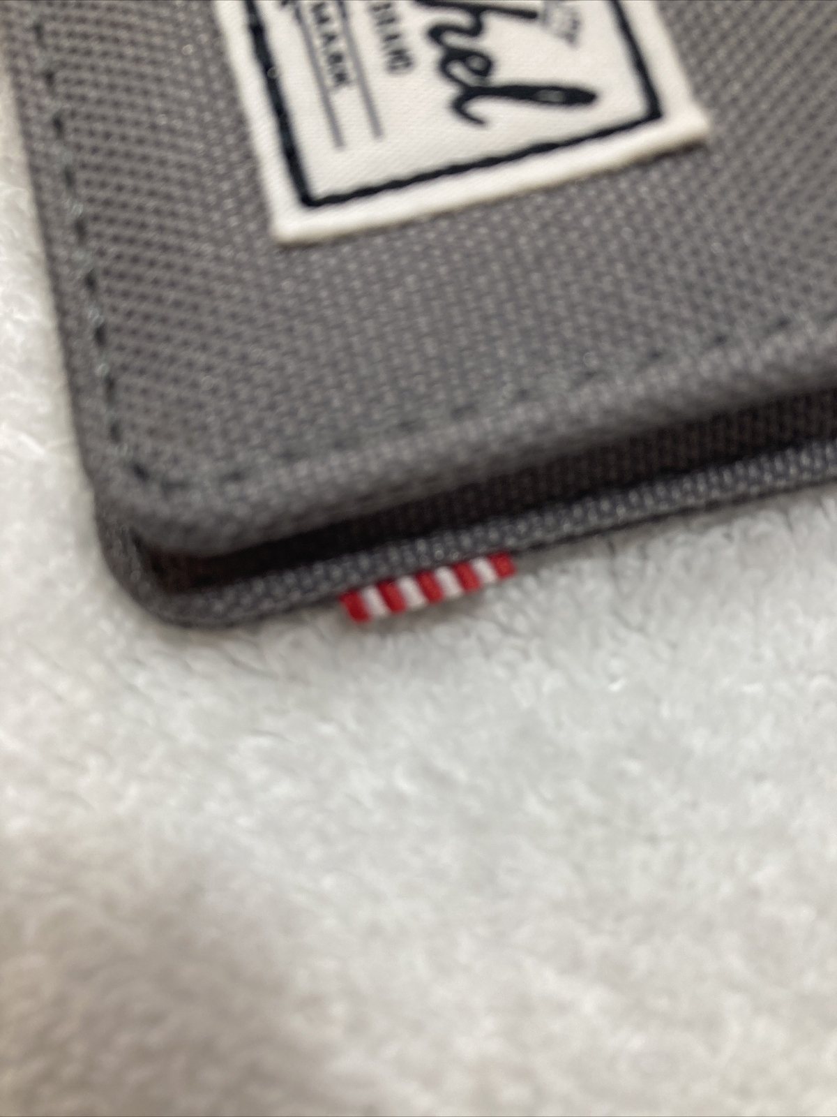 HERSCHEL SUPPLY CO. - WALLET- ROY - GREY BIFOLD - *NWT* - 10363-00006