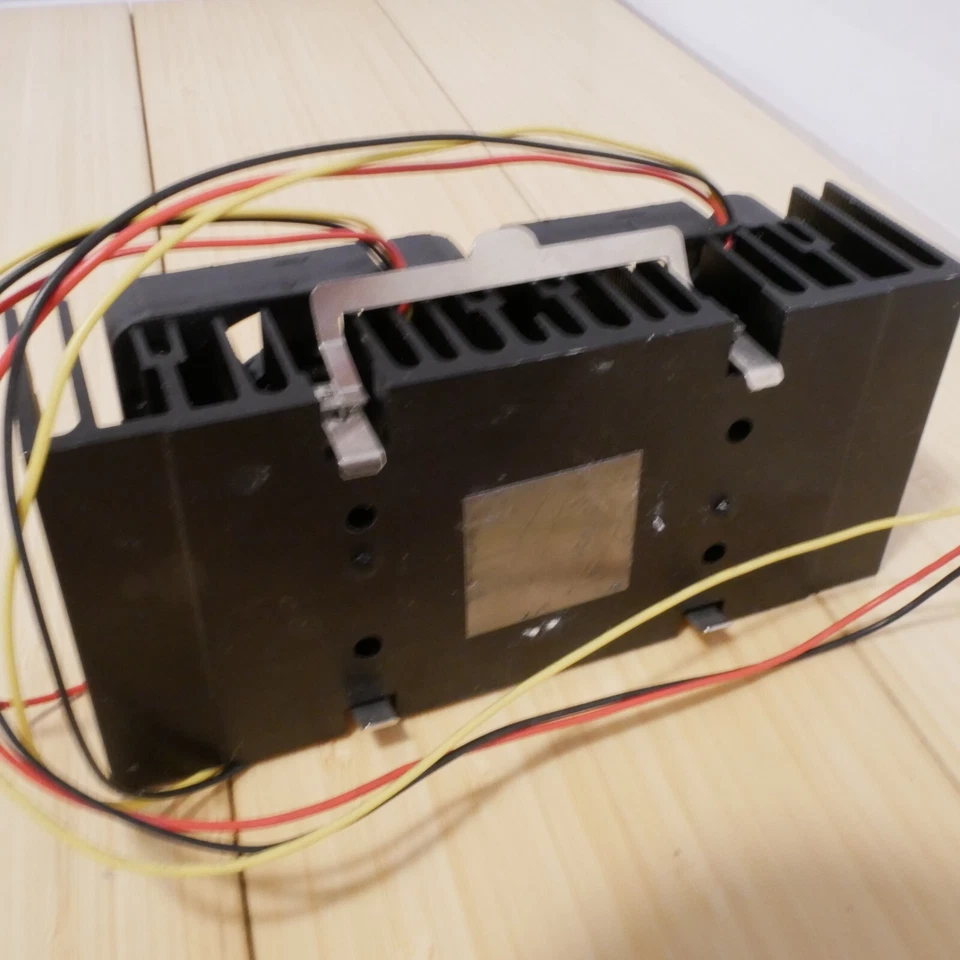 AAVID DUAL Fan CPU Cooler for Intel Pentium II Slot 1 AMD Athlon, Ball Bearing - Image 3 of 4