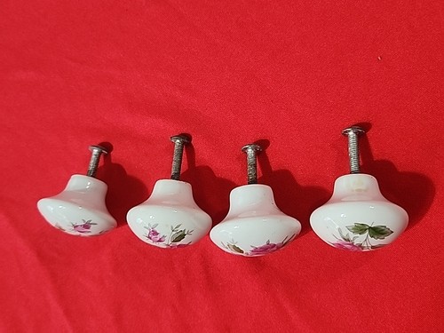 ✅️Vintage lot of 4 Porcelain Drawer Pull Knobs Handle Roses Flower Pink - Picture 3 of 8