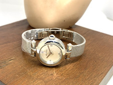 Gucci Women's Watch YA141504 Swiss Quartz Mother of Pearl Dial Silver Steel 22mm